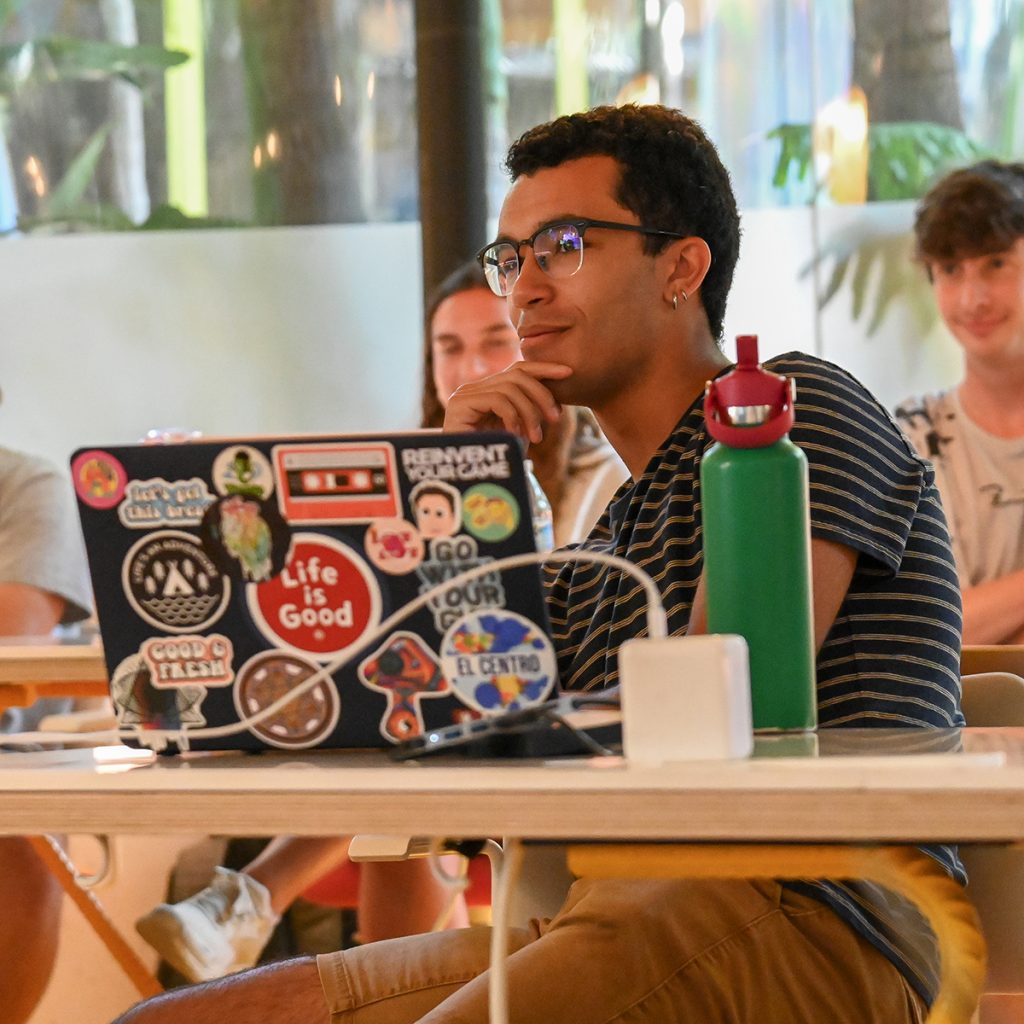 Elon alumni Sean Mikesh ’25 with Elon Los Angeles program