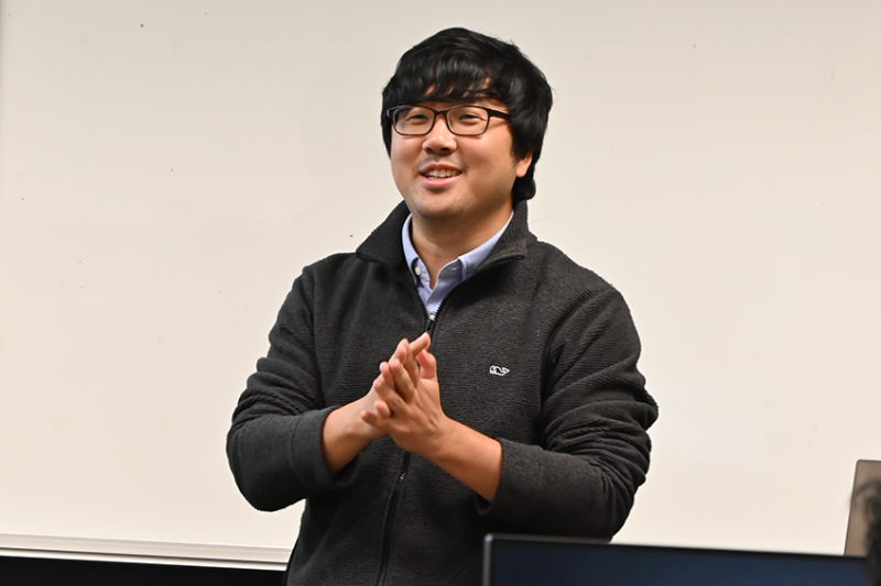 Professor Hyunuk Kim