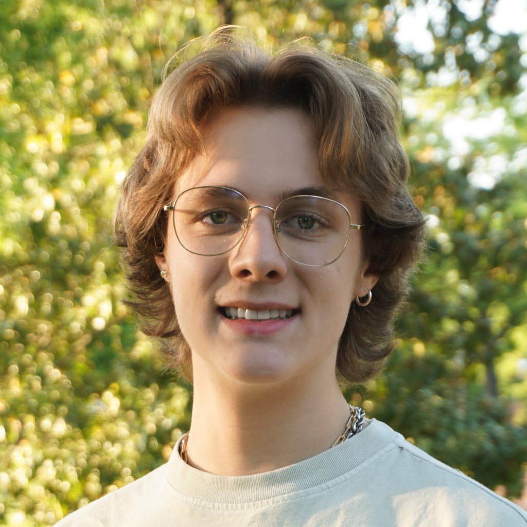 portrait of Theo Loehr