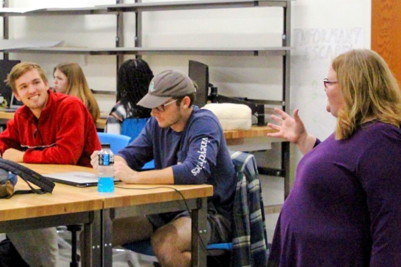 Professor Shannon Duvall teaches a computer science class.