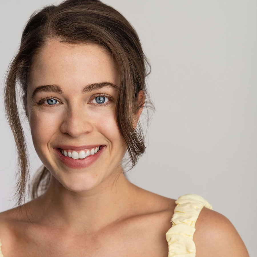 Paige Hullett headshot