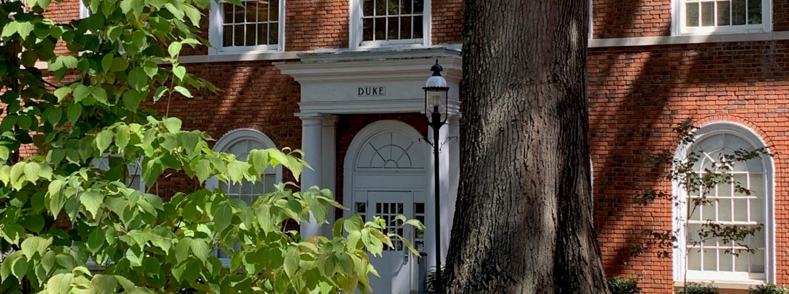 Exterior of the Duke Building at Elon, which houses many courses in statistics and math programs.