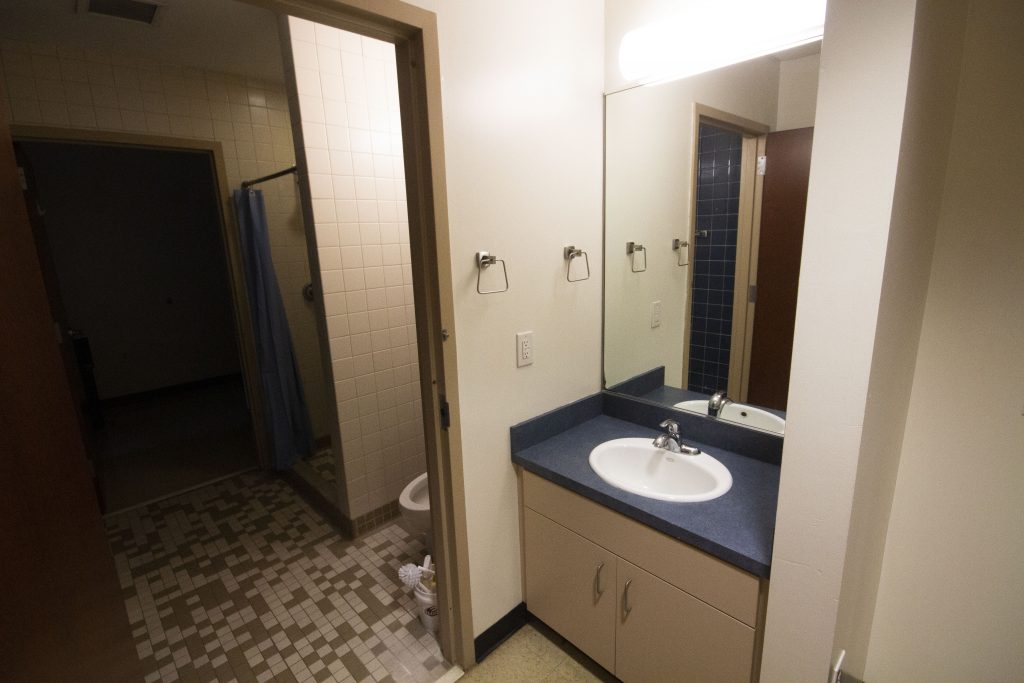 Cannon Pavilion Bathroom