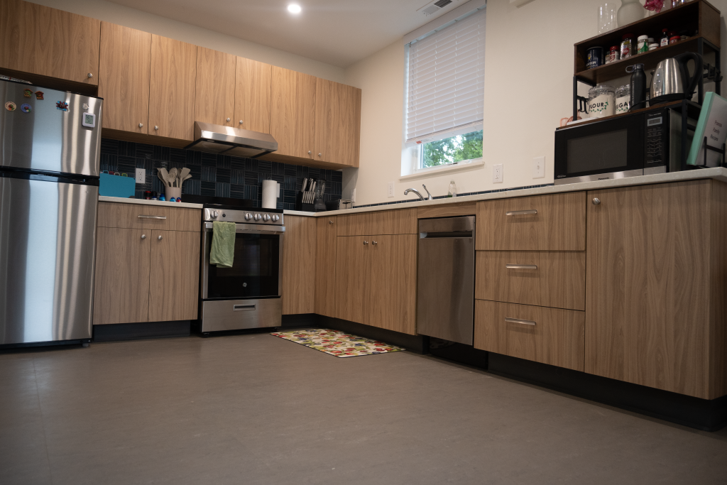 House 2 Kitchen