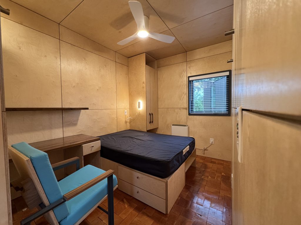 House 1 Bedroom