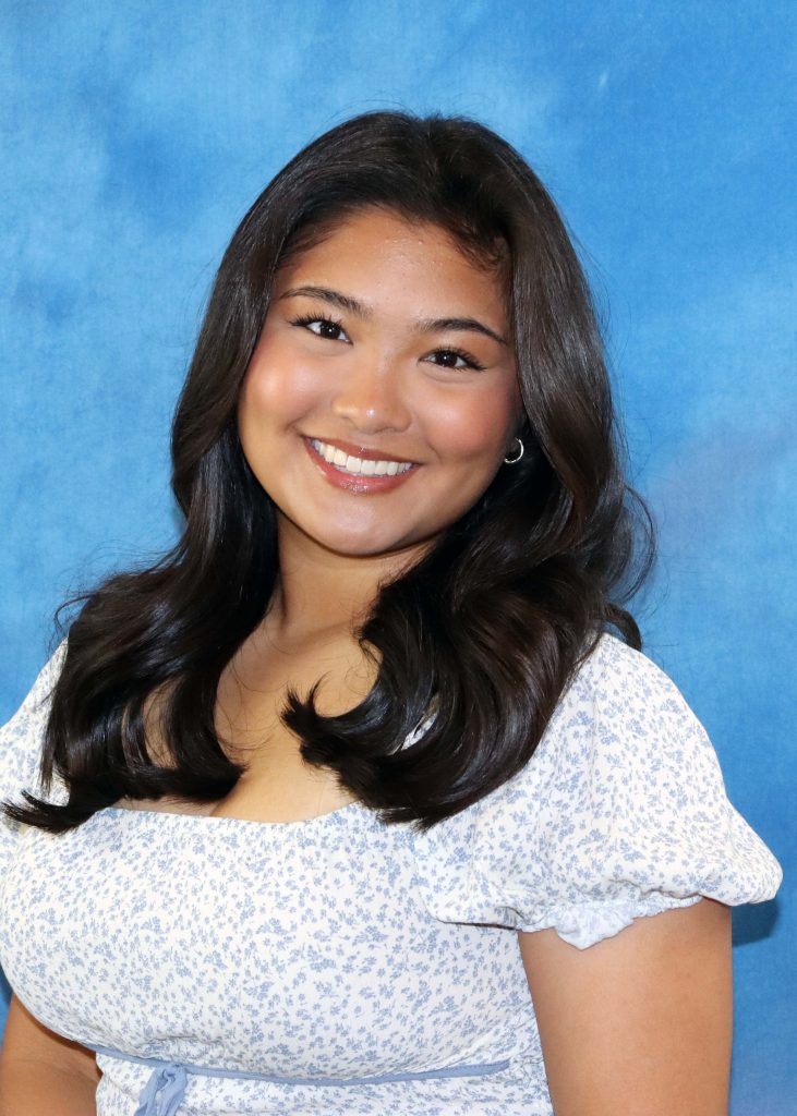 Photo of Genelle Fesalvo.