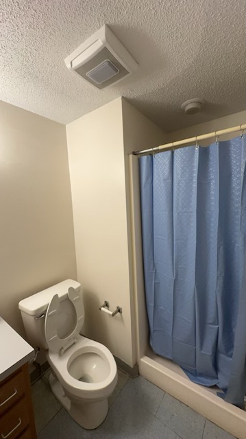 Danieley Apartment A-F Bathroom 2