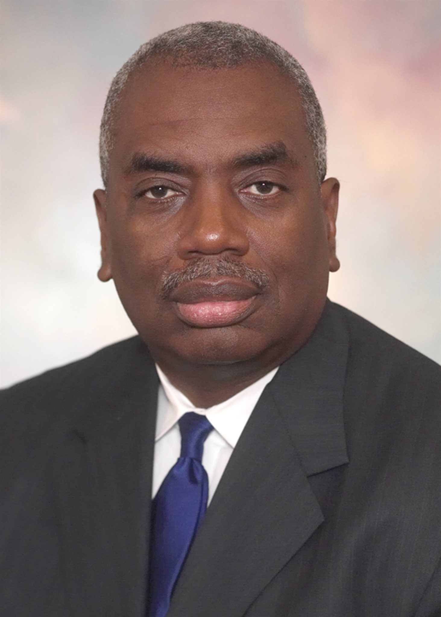 Elon University / Today at Elon / Johnson speaks with News 14