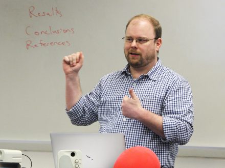 Assistant Professor Rich Blackmon teaches a physics lab course in February 2020.