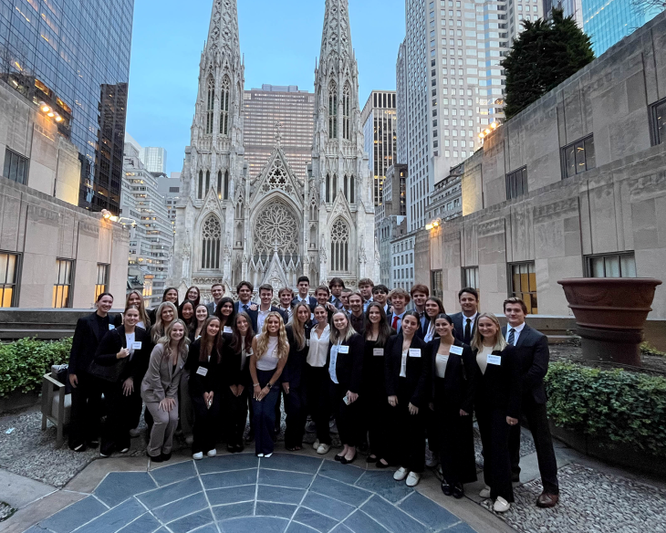 Business Students exploring NYC from Elon University, a top school for business