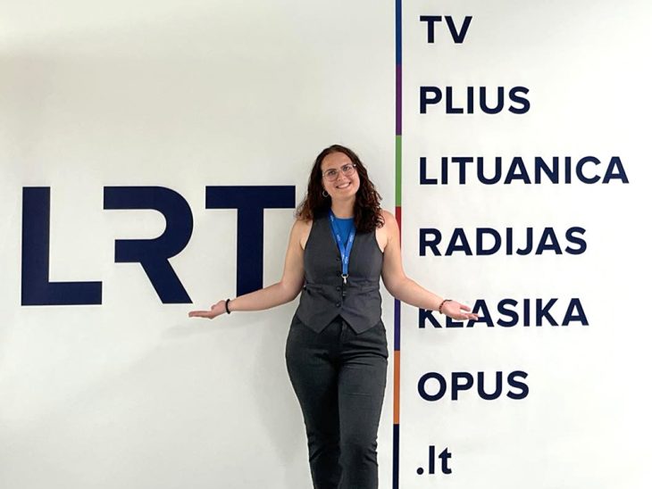 Monika Jurevicius ’27, an Elon student, poses with LRT branding.