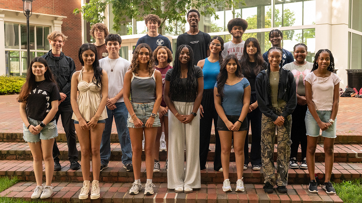 EJP cohort stands together at Elon