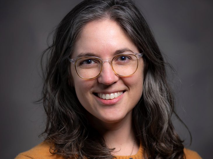 Headshot of Amanda McGrosky