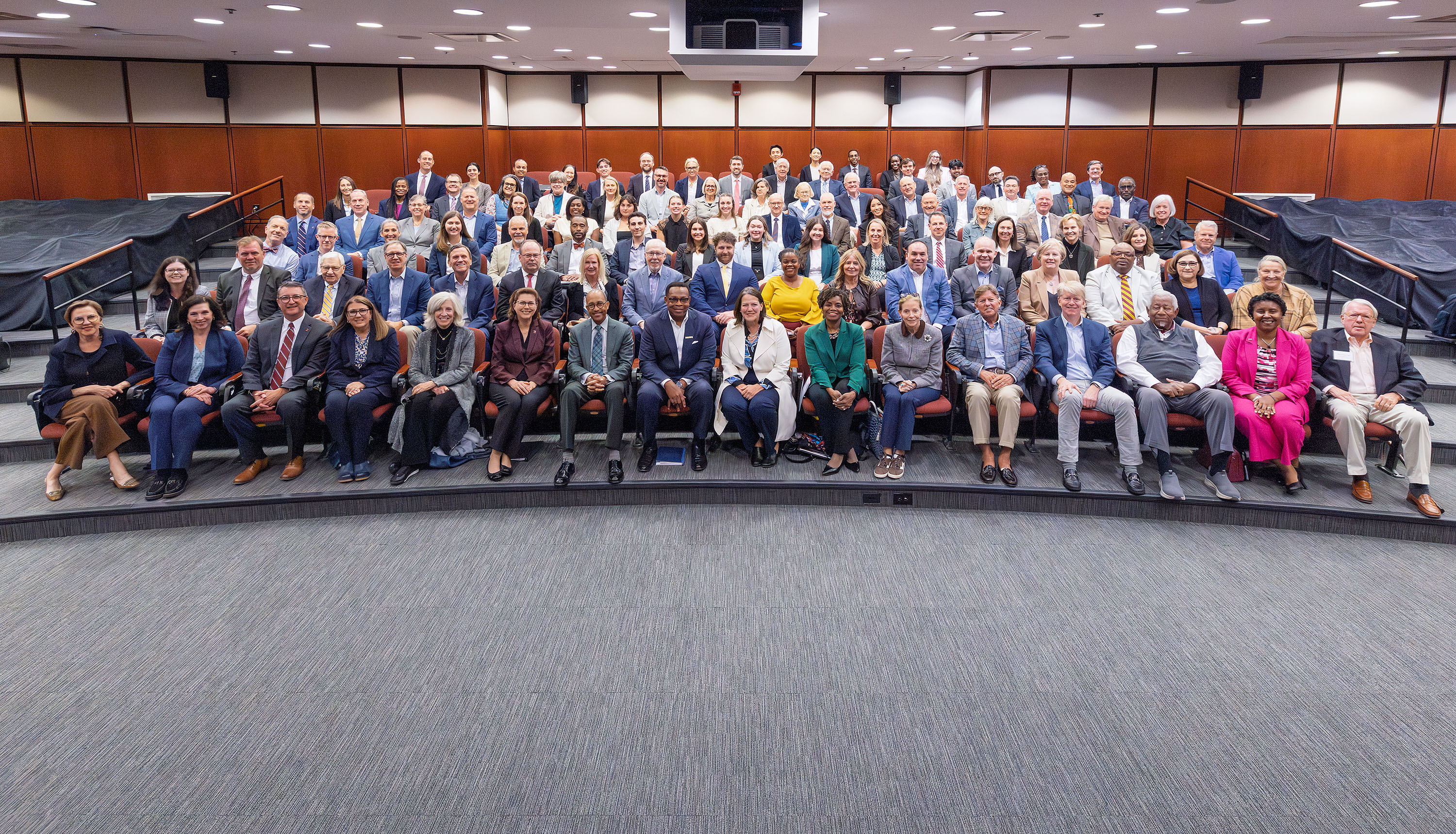 Elon, Queens leadership move merger forward in collaborative planning session