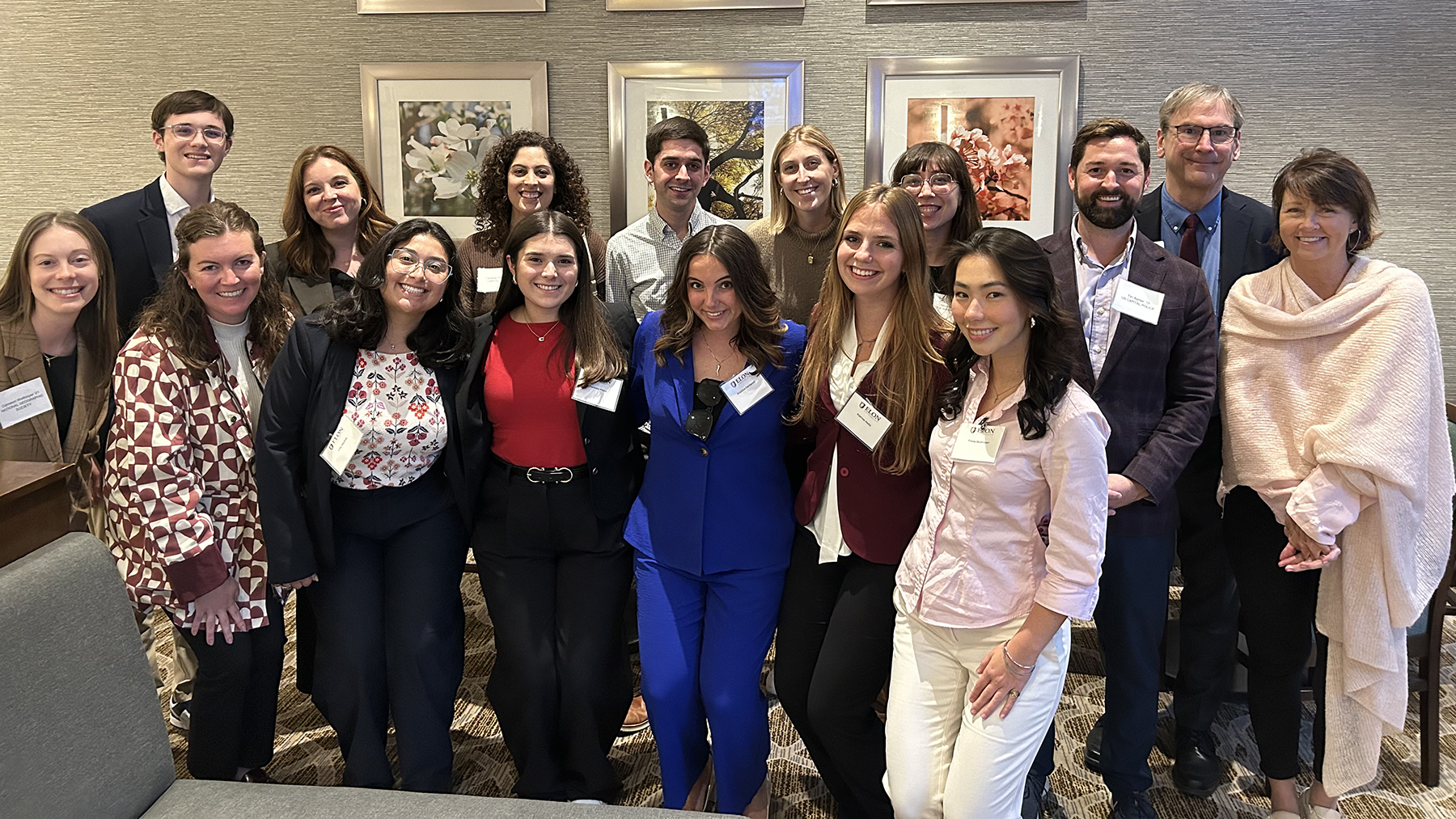 Elon alumni and students gather in Washington, D.C.