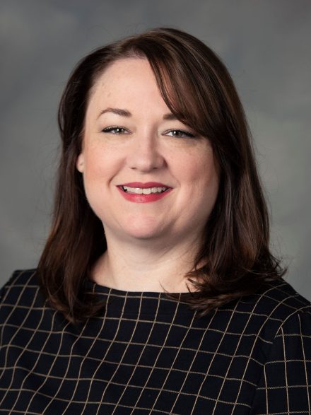 Shannon Zenner headshot