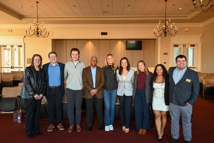 Sales Week Alumni Panel The panelists included: • Gabi Drumm-Schwartz ’23 • Cassidy Perkins ’23 • Kylee Herbert ’22 • Jack St. Pierre ’22 • Macklin Williams ’23