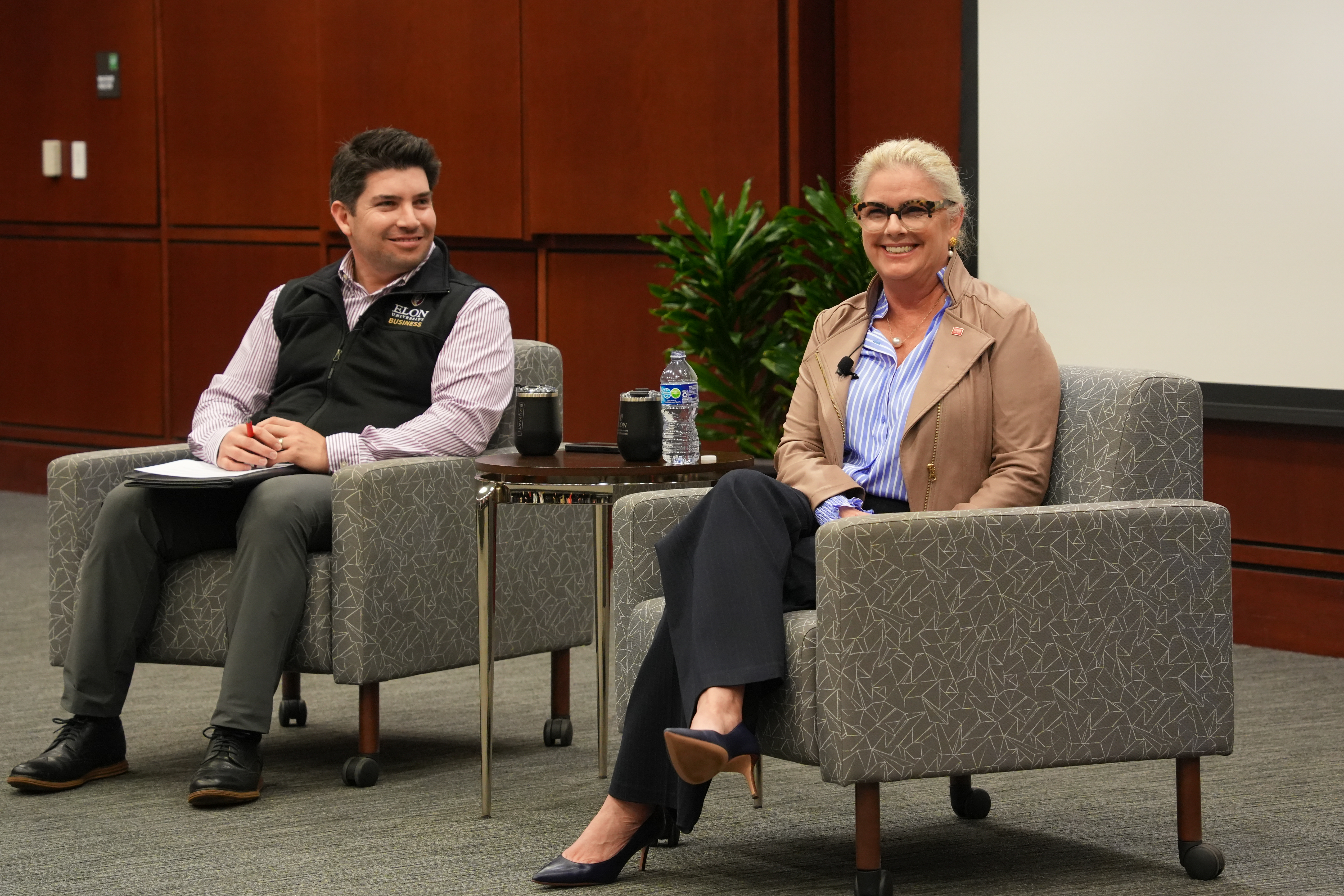 Kathie Niven '89, CEO and president of Biscuitville speaking with Jose Cerecedo Lopez at Lessons from Leaders on March 3