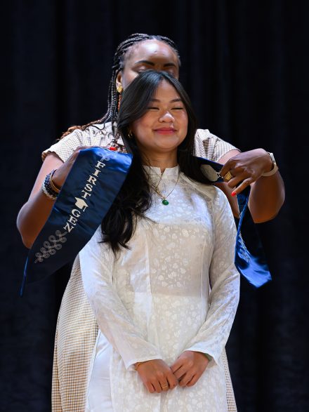 Teresa Cao ’26 stands for her stole
