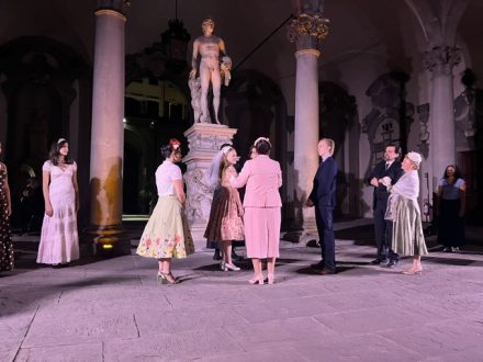 Members of "The Light in the Piazza" cast performing.
