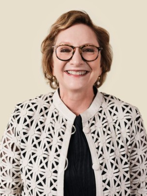 portrait of Marla Crawford