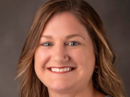 Headshot of Tracy Thurnes