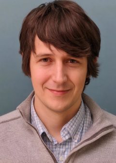 headshot of Robert Craig