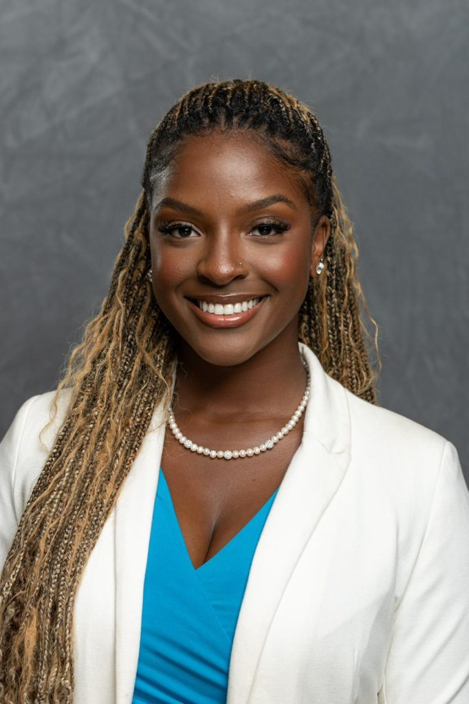 Photo of Jasmine Lauture, Flex 3.