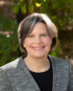 Amanda Martin headshot